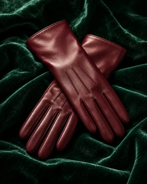 Leather Gloves · Moody Velvet